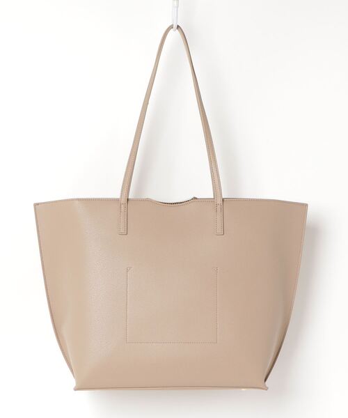 Perfect Suit FActory（パーフェクトスーツファクトリー）の「金具付きト－トバッグ　ベージュ/カーキ/ブラック（トートバッグ・レディース・カーキ/ベージュ/ブラック・FREE）」の17枚目の写真