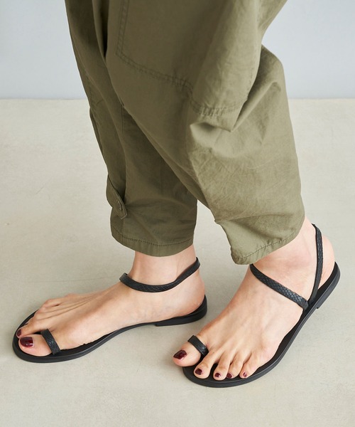 DouDou（ドゥドゥ）の「【 SOLSANA/ソルサナ 】Aggie Slide（サンダル・レディース・オフホワイト/ブラック・38/37）」の8枚目の写真