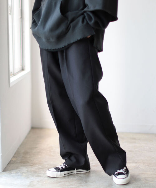 BEAMS(ビームス)の「BEAMS / ツイル ワーク スラックス(スラックス・メンズ・チャコールグレー/ベージュ・SMALL/MEDIUM/LARGE/X-LARGE)」の5枚目の写真