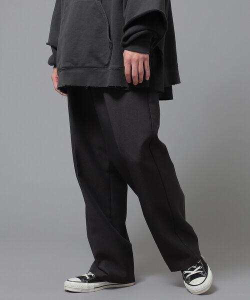 BEAMS(ビームス)の「BEAMS / ツイル ワーク スラックス(スラックス・メンズ・チャコールグレー/ベージュ・SMALL/MEDIUM/LARGE/X-LARGE)」の12枚目の写真
