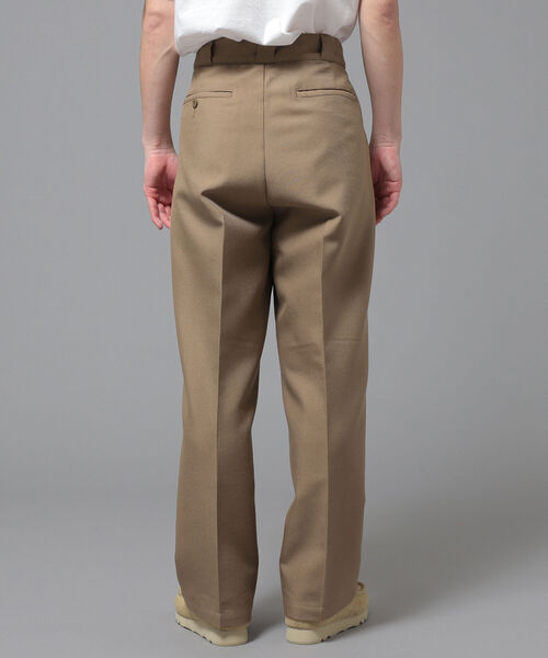 BEAMS(ビームス)の「BEAMS / ツイル ワーク スラックス(スラックス・メンズ・チャコールグレー/ベージュ・SMALL/MEDIUM/LARGE/X-LARGE)」の19枚目の写真