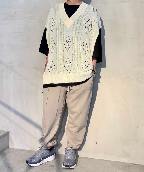 LUSOR(ルーソル)の「LUSOR(ルーソル)リネンニットベスト(ニット/セーター・メンズ・ブラック/ベージュ・FREE)」の1枚目の写真