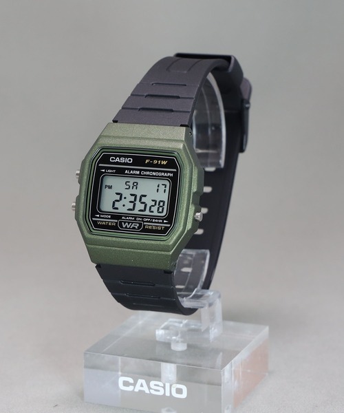CASIO(カシオ)の「CASIO Collection / F-91WM-3AJH(デジタル腕時計・メンズ・オリーブドラブ・FREE)」の2枚目の写真