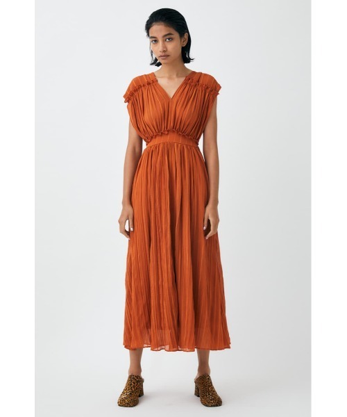 MOUSSY（マウジー）の「W DEEP V/N ドレス（ワンピース・レディース・アイボリー/ブラック/オレンジ・1/2）」の6枚目の写真