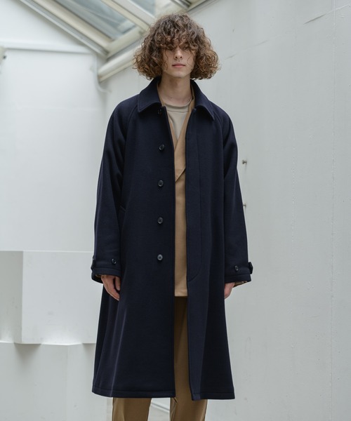 Alcindor Materials（アルシンダーマテリアルズ）の「super120's lamb wool balmacaan coat/スーパー１２０’ｓラムウールバルマカーンコート（その他アウター・メンズ・ライトグレー/ネイビー・MEDIUM/LARGE）」の5枚目の写真