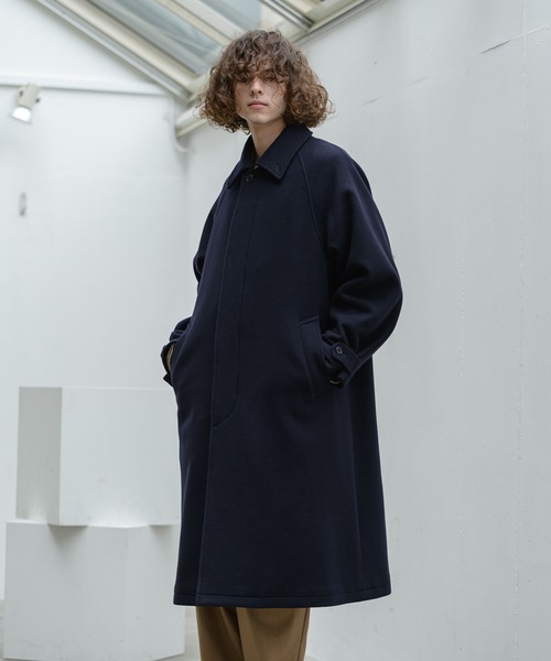 Alcindor Materials（アルシンダーマテリアルズ）の「super120's lamb wool balmacaan coat/スーパー１２０’ｓラムウールバルマカーンコート（その他アウター・メンズ・ライトグレー/ネイビー・MEDIUM/LARGE）」の13枚目の写真