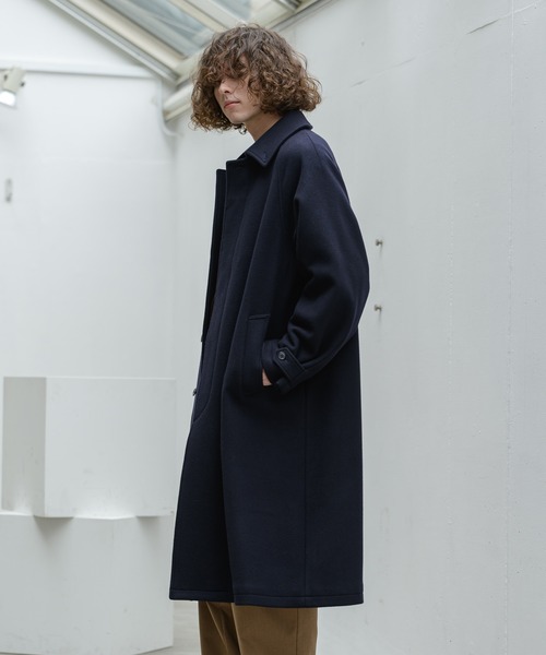 Alcindor Materials（アルシンダーマテリアルズ）の「super120's lamb wool balmacaan coat/スーパー１２０’ｓラムウールバルマカーンコート（その他アウター・メンズ・ライトグレー/ネイビー・MEDIUM/LARGE）」の8枚目の写真