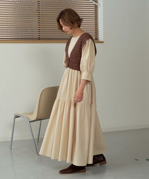 Bab（バブ）の「【WEB限定】ボリュームスリーブティアードワンピース（ワンピース・レディース・ダークブラウン/ベージュ/ブラウン・M）」の8枚目の写真