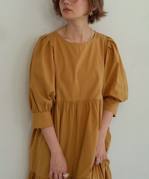 Bab（バブ）の「【WEB限定】ボリュームスリーブティアードワンピース（ワンピース・レディース・ダークブラウン/ベージュ/ブラウン・M）」の13枚目の写真