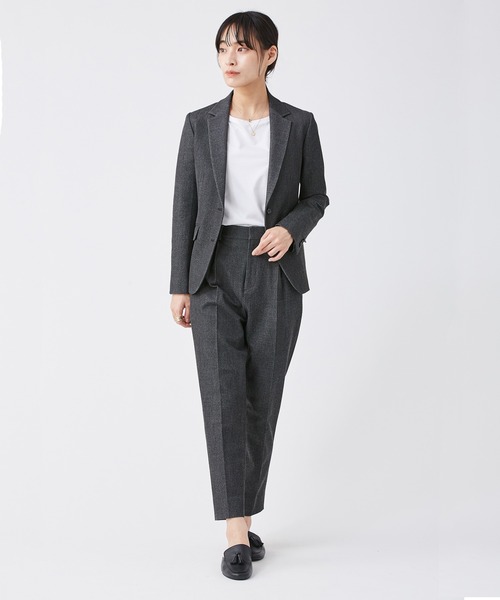 KASHIYAMA（カシヤマ）の「＜ウォッシャブル＞デニムライクストレッチテーラードジャケット（テーラードジャケット・レディース・インディゴブルー/ブラック・マルチサイズ）」の3枚目の写真