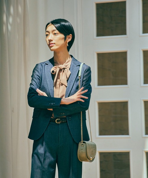 KASHIYAMA（カシヤマ）の「＜ウォッシャブル＞デニムライクストレッチテーラードジャケット（テーラードジャケット・レディース・インディゴブルー/ブラック・マルチサイズ）」の20枚目の写真