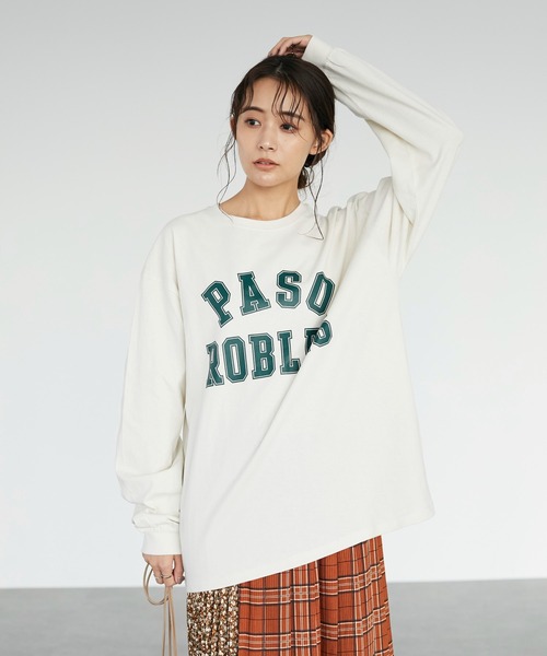 SEVENDAYS=SUNDAY(セブンデイズサンデイ)の「カレッジプリントロンTEE *(Tシャツ/カットソー・レディース・ネイビー/オフホワイト/グリーン/アイボリー・M/L)」の3枚目の写真