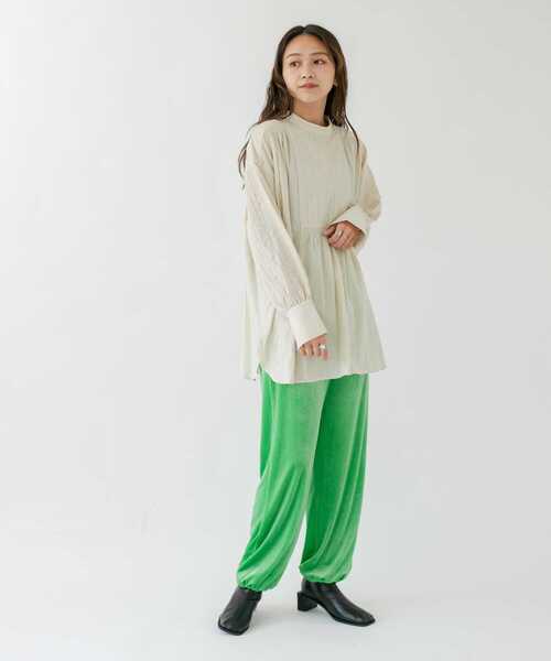 KBF（ケイビーエフ）の「ベロアストレートパンツ（その他パンツ・レディース・グリーン/ブルー/パープル系その他・ONE）」の8枚目の写真