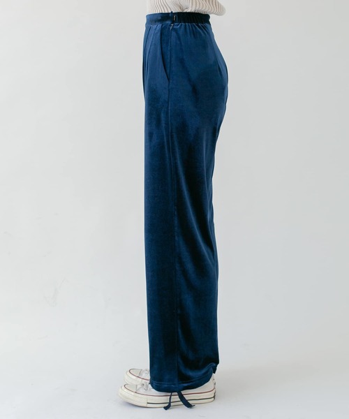 KBF（ケイビーエフ）の「ベロアストレートパンツ（その他パンツ・レディース・グリーン/ブルー/パープル系その他・ONE）」の19枚目の写真