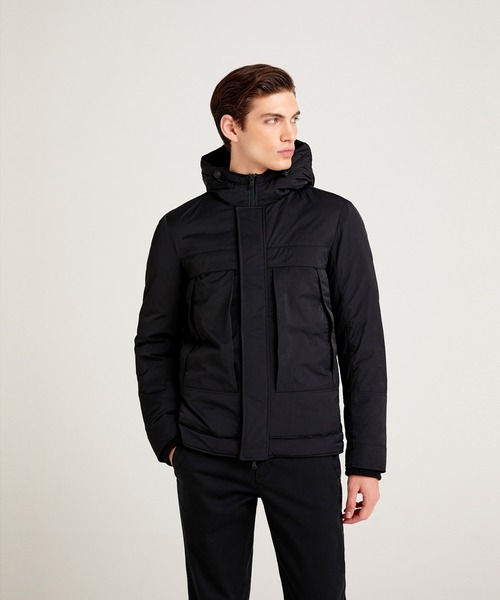 SISLEY（シスレー）の「ショート丈中綿ジャケット（その他アウター・メンズ・ブラック/ライトベージュ・SMALL/MEDIUM/LARGE）」の2枚目の写真