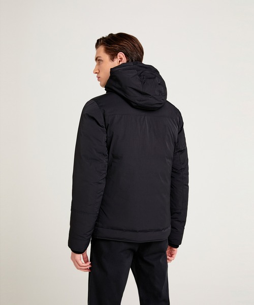 SISLEY（シスレー）の「ショート丈中綿ジャケット（その他アウター・メンズ・ブラック/ライトベージュ・SMALL/MEDIUM/LARGE）」の12枚目の写真