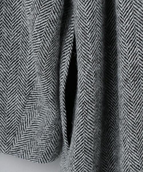 6(ロク)の「<6(ROKU)>HERRINGBONE COAT/コート(ノーカラーコート・レディース・オフホワイト/ダークグレー・38/36)」の9枚目の写真