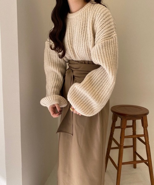 lawgy（ラウジー）の「round neck knit（ニット/セーター・レディース・ホワイト/モカ・FREE）」の4枚目の写真