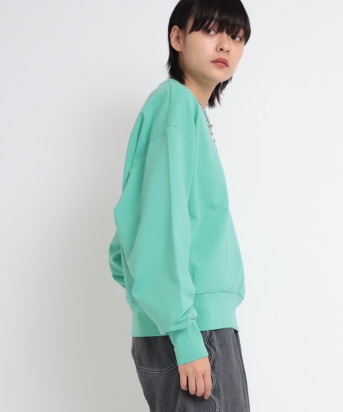 RNA(アールエヌエー)の「M1806 パラダイスカラーSWEAT(スウェット・レディース・ホワイト/クリアグリーン/ラベンダー・MEDIUM)」の14枚目の写真