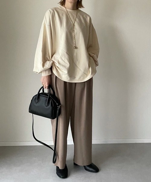 y/m by misato（イムバイミサト）の「ボリュームスリーブスウェットトップス（スウェット・レディース・ライトパープル/アイボリー/ベージュ・FREE）」の7枚目の写真