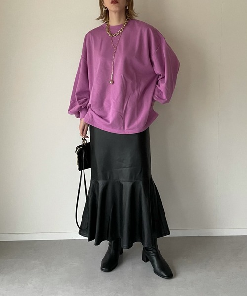 y/m by misato（イムバイミサト）の「ボリュームスリーブスウェットトップス（スウェット・レディース・ライトパープル/アイボリー/ベージュ・FREE）」の18枚目の写真