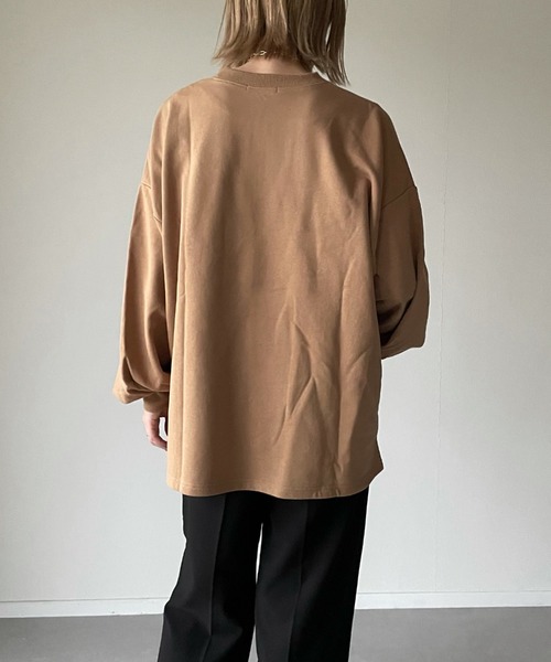 y/m by misato（イムバイミサト）の「ボリュームスリーブスウェットトップス（スウェット・レディース・ライトパープル/アイボリー/ベージュ・FREE）」の15枚目の写真