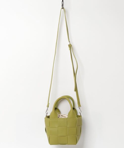 favori（ファヴォリ）の「EM:fovori　メッシュ編み　ミニ　2WAY　ショルダー　軽量（ショルダーバッグ・レディース・ブラック/ライトグリーン/アイボリー/モカ/ライラック/マスタード/グリーン/シルバー・FREE）」の9枚目の写真