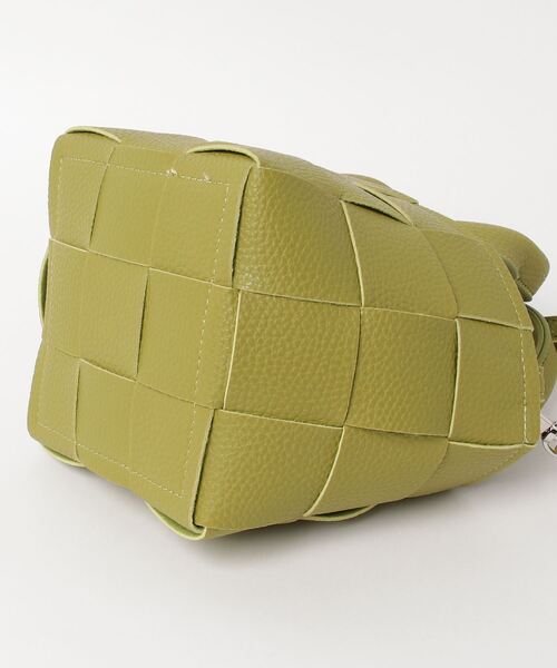 favori（ファヴォリ）の「EM:fovori　メッシュ編み　ミニ　2WAY　ショルダー　軽量（ショルダーバッグ・レディース・ブラック/ライトグリーン/アイボリー/モカ/ライラック/マスタード/グリーン/シルバー・FREE）」の10枚目の写真