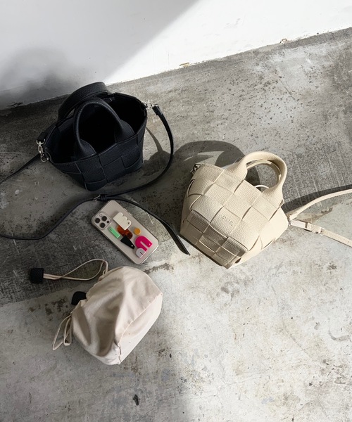 favori（ファヴォリ）の「EM:fovori　メッシュ編み　ミニ　2WAY　ショルダー　軽量（ショルダーバッグ・レディース・ブラック/ライトグリーン/アイボリー/モカ/ライラック/マスタード/グリーン/シルバー・FREE）」の21枚目の写真