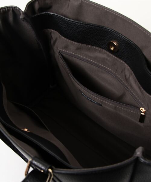 NATURAL BEAUTY BASIC（ナチュラルビューティーベーシック）の「ライトウエイト２ＷＡＹハンドルトート（トートバッグ・レディース・オフホワイト/ベージュ/ブラック・ﾌﾘ-）」の8枚目の写真