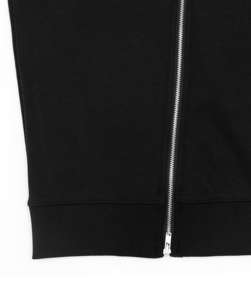 Figments（フィグメンツ）の「フロントジップスウェット（スウェット・レディース・ホワイト/ブラック・FREE）」の5枚目の写真