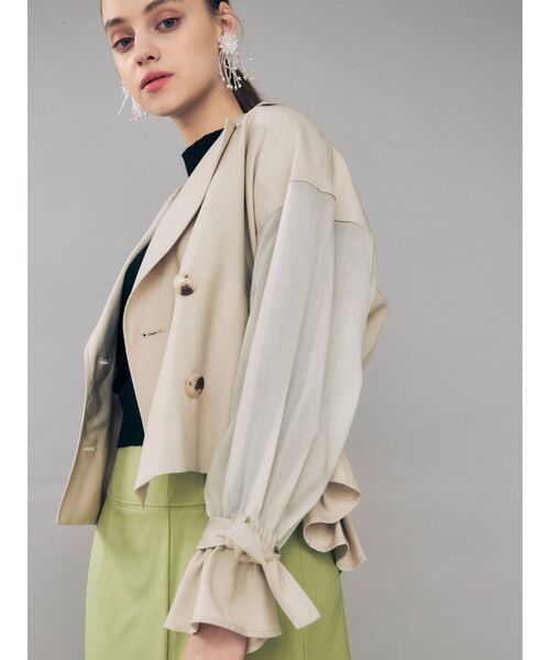 MERCURYDUO(マーキュリーデュオ)の「シアースリーブショートトレンチコート(トレンチコート・レディース・ベージュ・FREE)」の2枚目の写真