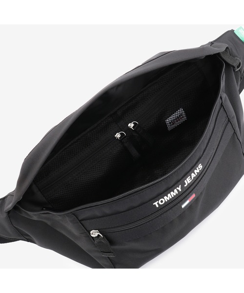 tommy jeans（トミー ジーンズ）の「ラージウエストバッグ（ボディバッグ/ウエストポーチ・メンズ・ブラック・FREE）」の5枚目の写真