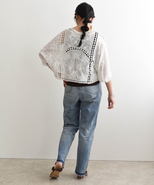 LHELBIE(レルビエ)の「カットワークレース刺繍カーディガン(その他トップス・レディース・ブラック/オフホワイト/ライトベージュ・M)」の20枚目の写真