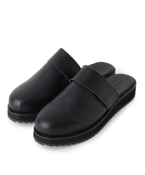 tk.TAKEO KIKUCHI(ティーケータケオキクチ)の「◆ベルトミュールサンダル(サンダル・メンズ・ブラック/ブラック系3・65/75)」の3枚目の写真