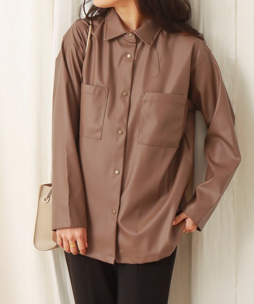 libelle more（リベル モア）の「フェイクレザーシャツジャケット（シャツ/ブラウス・レディース・ベージュ/ブラウン/ブラック/ライトカーキ・M/L）」の3枚目の写真