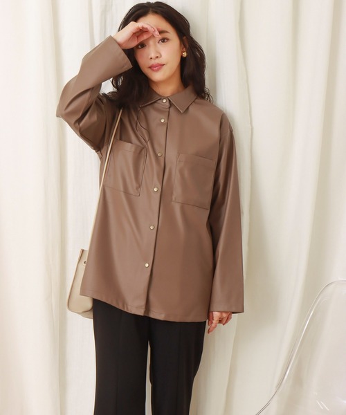 libelle more（リベル モア）の「フェイクレザーシャツジャケット（シャツ/ブラウス・レディース・ベージュ/ブラウン/ブラック/ライトカーキ・M/L）」の12枚目の写真