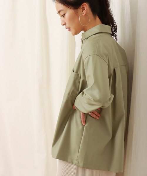 libelle more（リベル モア）の「フェイクレザーシャツジャケット（シャツ/ブラウス・レディース・ベージュ/ブラウン/ブラック/ライトカーキ・M/L）」の20枚目の写真