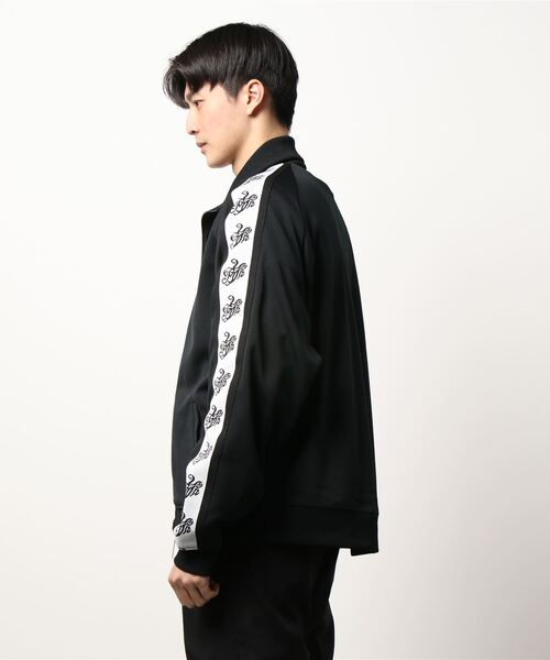 MYne(マイン)の「MYne マイン / MYne Jacquard Tape Track Jacket セットアップジャージ / G08JK017(ブルゾン・メンズ・ブラック/カーキ・MEDIUM/LARGE)」の7枚目の写真