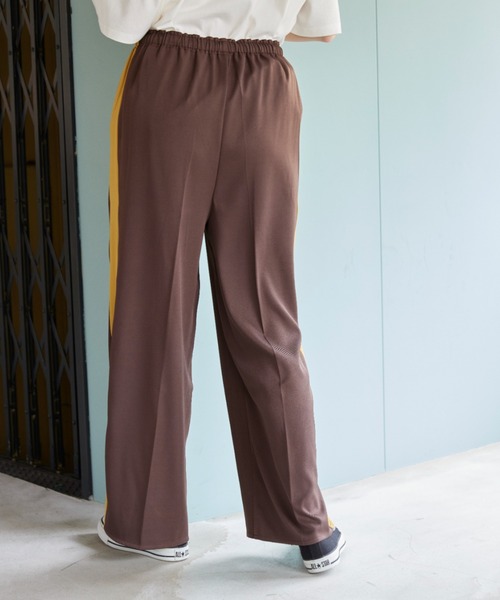 flaner（フラネ）の「Side line jersey pants/サイドラインジャージパンツ（その他パンツ・レディース・ブラウン/カーキ/ナチュラル・SMALL/MEDIUM/LARGE）」の7枚目の写真