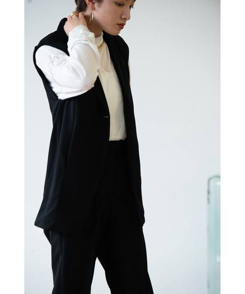 HANNE（アン）の「ベストセットアップ ﾍﾞｽﾄ/ﾌﾚｱﾊﾟﾝﾂ（セットアップ・レディース・ブラック/グレー・フリー）」の3枚目の写真