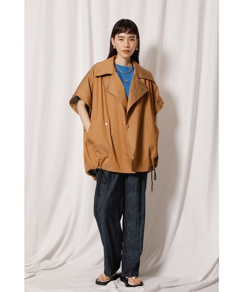 crie conforto(クリーコンフォルト)の「バイカラージレブルゾン(ブルゾン・レディース・ブラック/ベージュ・SMALL/MEDIUM)」の18枚目の写真