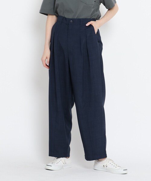 BASECONTROL(ベースコントロール)の「◆リネンタッチシャンブレー バルーンシルエット ワイドパンツ(その他パンツ・レディース・ブラック/ベージュ/ネイビー・99)」の4枚目の写真