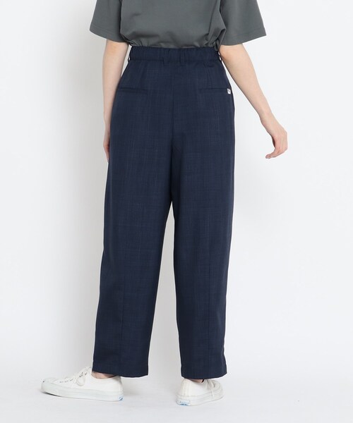 BASECONTROL(ベースコントロール)の「◆リネンタッチシャンブレー バルーンシルエット ワイドパンツ(その他パンツ・レディース・ブラック/ベージュ/ネイビー・99)」の6枚目の写真