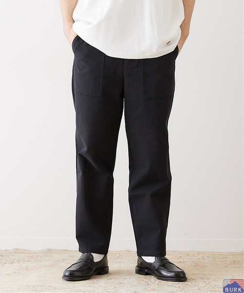 417 EDIFICE（フォーワンセブンエディフィス）の「【BURK / バーク】別注ユーティリティー ベイカーパンツ（カーゴパンツ・メンズ・ブラック/ナチュラル/カーキ・SMALL/MEDIUM/LARGE）」の4枚目の写真