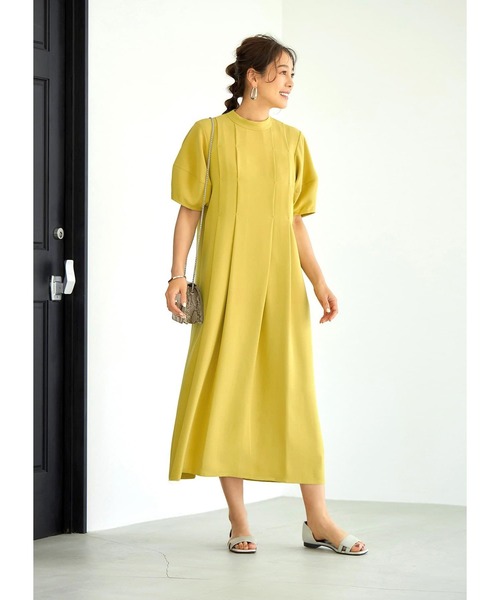 STYLE DELI(スタイルデリ)の「【LUXE】タック留めほおずきスリーブワンピース(ワンピース・レディース・ブルー/マスタード・01/02)」の1枚目の写真