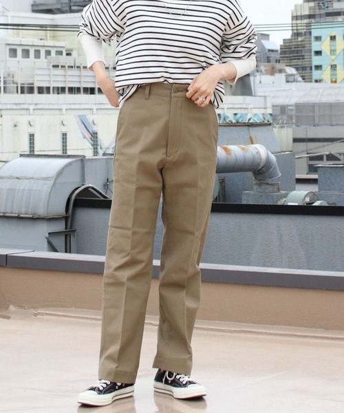 THE SHINZONE（ザ　シンゾーン）の「THE SHINZONE/シンゾーン　ハイウエストチノ　HIGH WAIST CHINO PANTS 22AW（チノパンツ・レディース・ベージュ・32/34/36/38）」の22枚目の写真