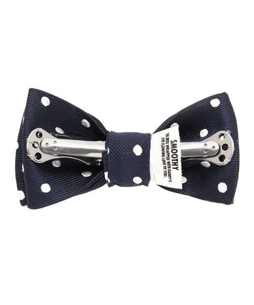Smoothy（スムージー）の「Smoothy Silk Dot Clip Tie / スムージー シルクドットクリップタイ（蝶ネクタイ・キッズ・ダークネイビー/ブラック・FREE）」の4枚目の写真