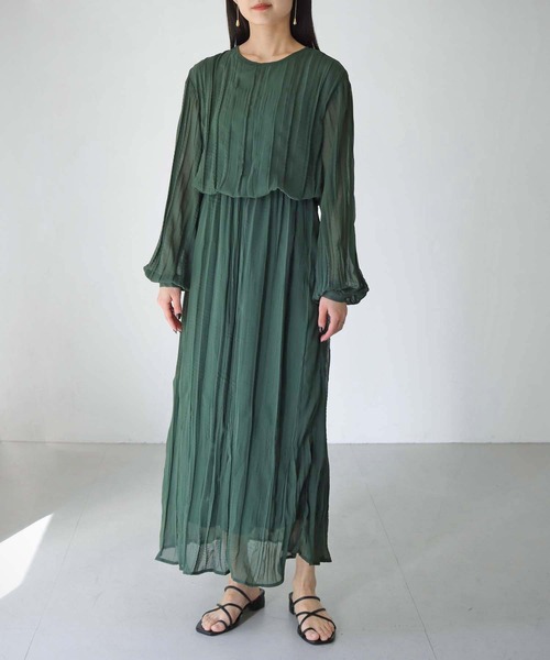 cheriella(シェリエラ)の「【cheriella】WEB限定クリンクルブラウジングワンピース 新色追加(ドレス・レディース・ブラック/グリーン/テラコッタ/アイボリー・M)」の19枚目の写真