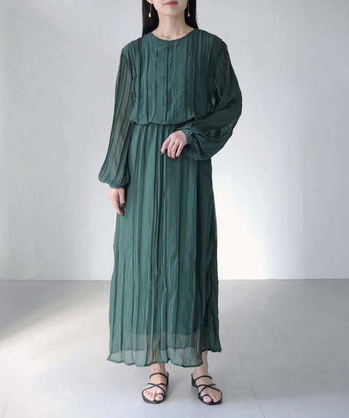 cheriella(シェリエラ)の「【cheriella】WEB限定クリンクルブラウジングワンピース 新色追加(ドレス・レディース・ブラック/グリーン/テラコッタ/アイボリー・M)」の21枚目の写真